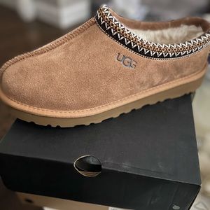 UGG SEASON is here! UGG Tasman slippers(men’s) never worn “Firm On Price”